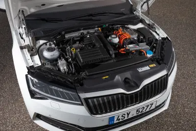 Kühlerlüfter läuft nach DPF-Regeneration Kühlerlüfter läuft nach DPF-Regeneration weiter