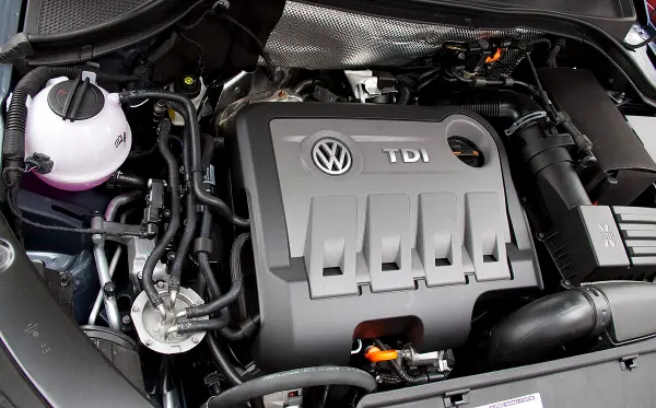 TDI-Motor mit DPF im Motorraum