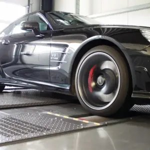 MAHA MSR 500/2 PKW ALLRAD – stationärer 4WD-Leistungsprüfstand bis 300 km/h